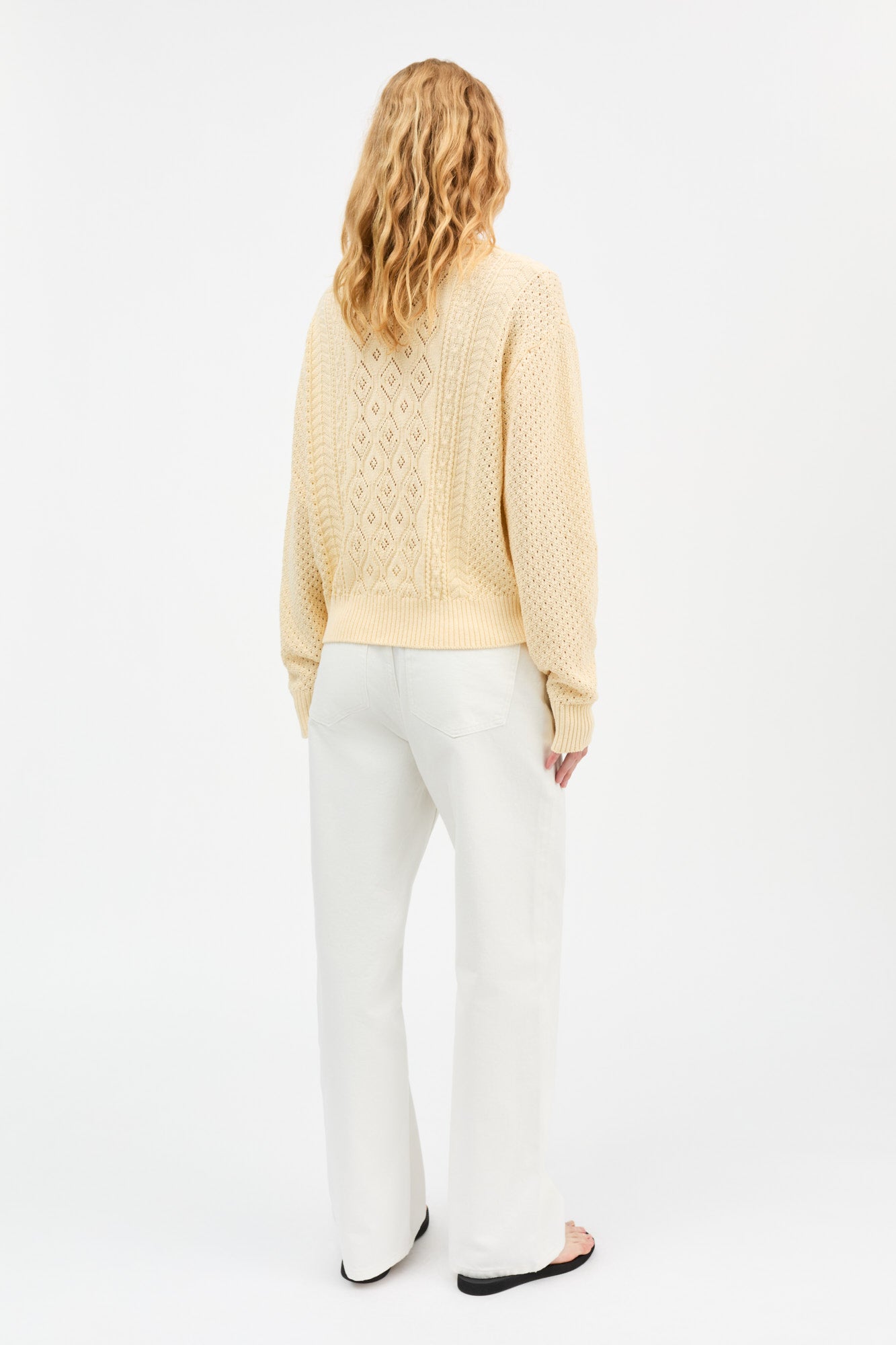 SCALARE STYLE　　122502 Carmine cardigan - White – Skall Studio ENG
