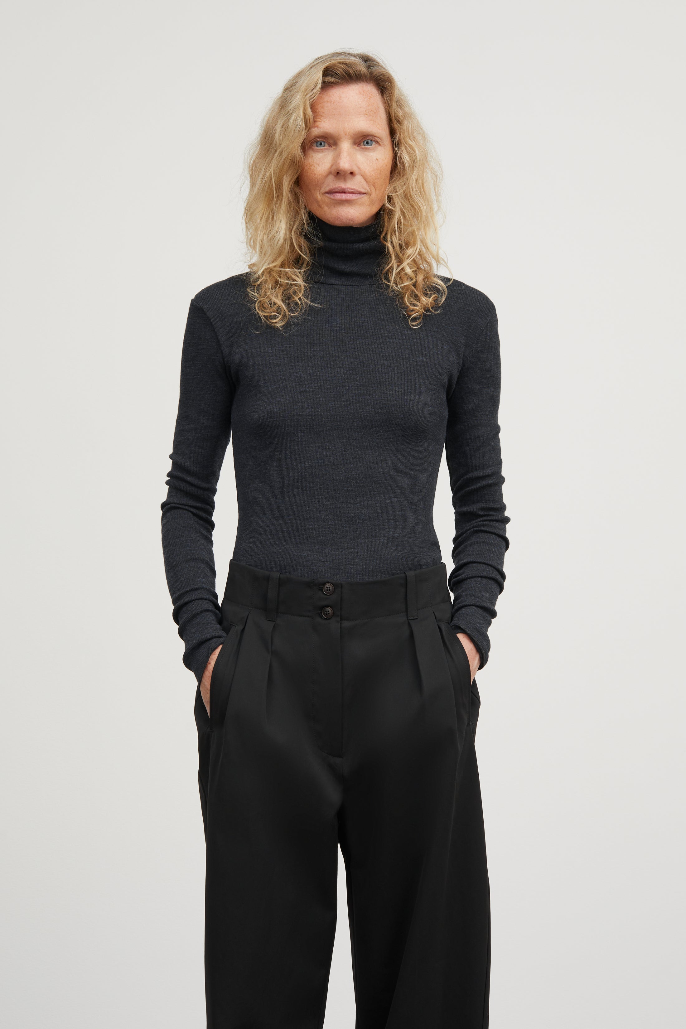 Skall Studio Amy T-neck Turtleneck Dark Grey Melange