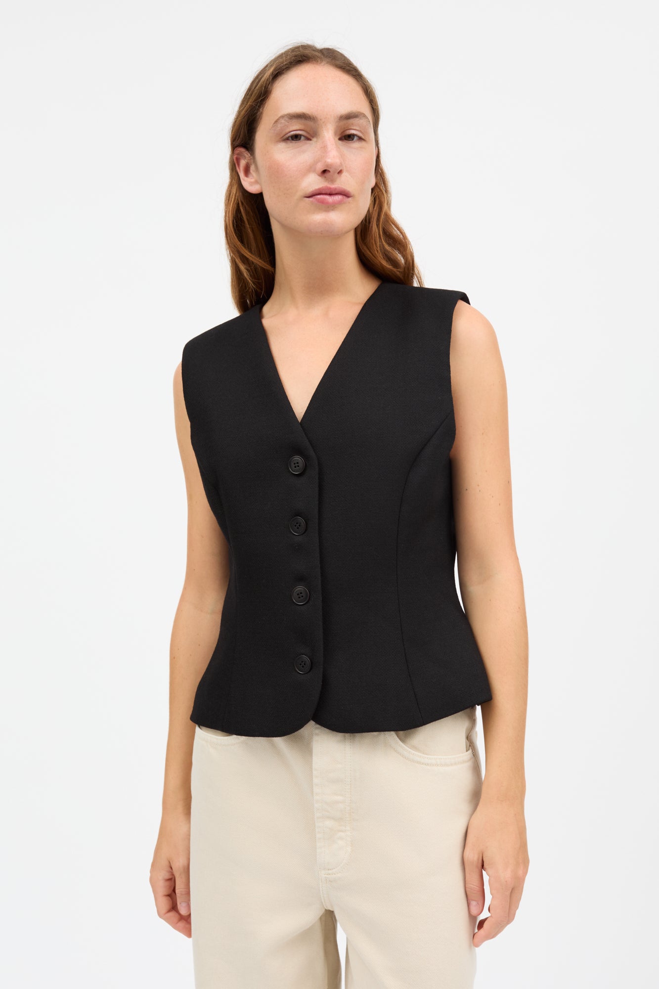 Skall Studio Ari vest Vest Black
