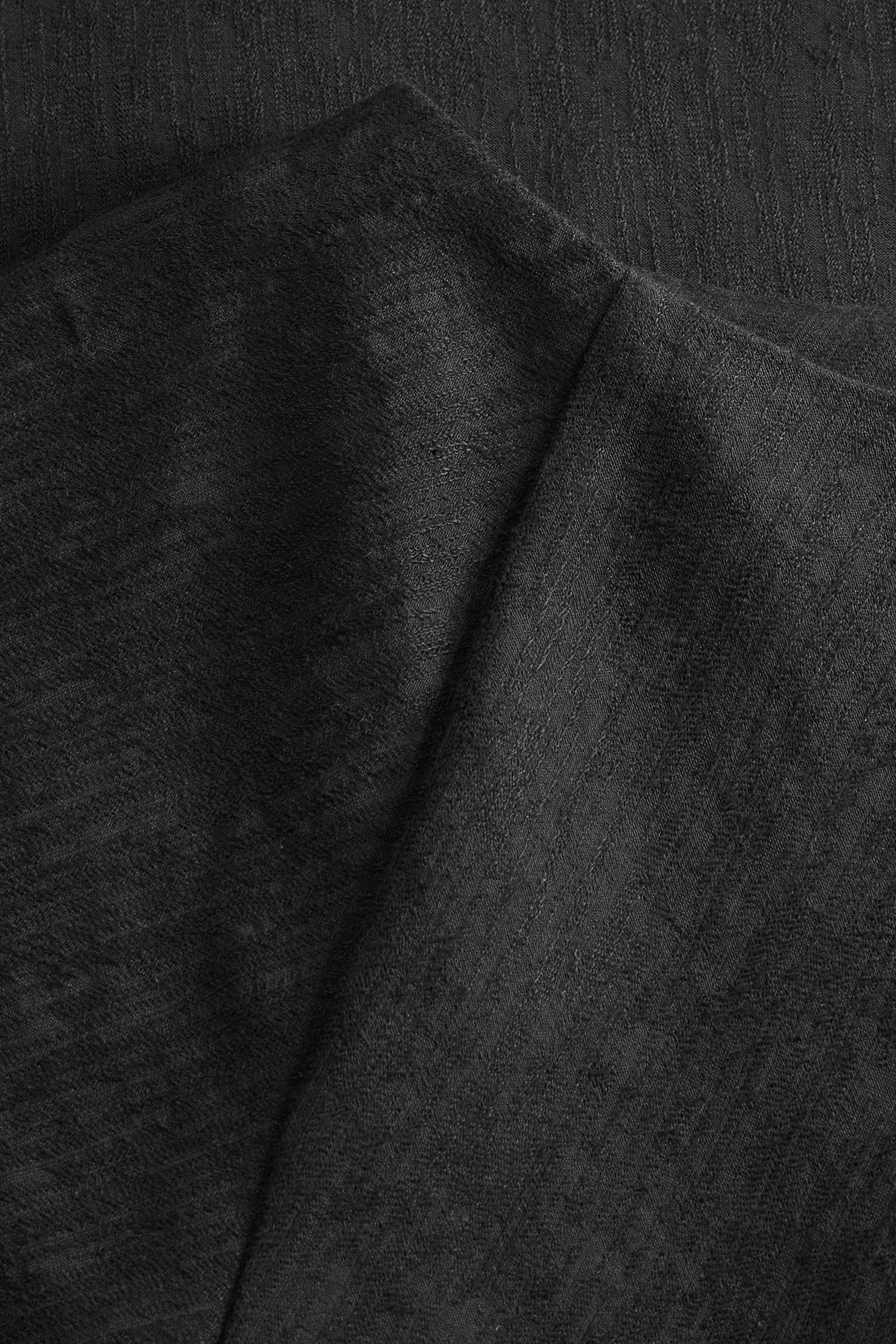 Skall Studio Nila tee Tee Black