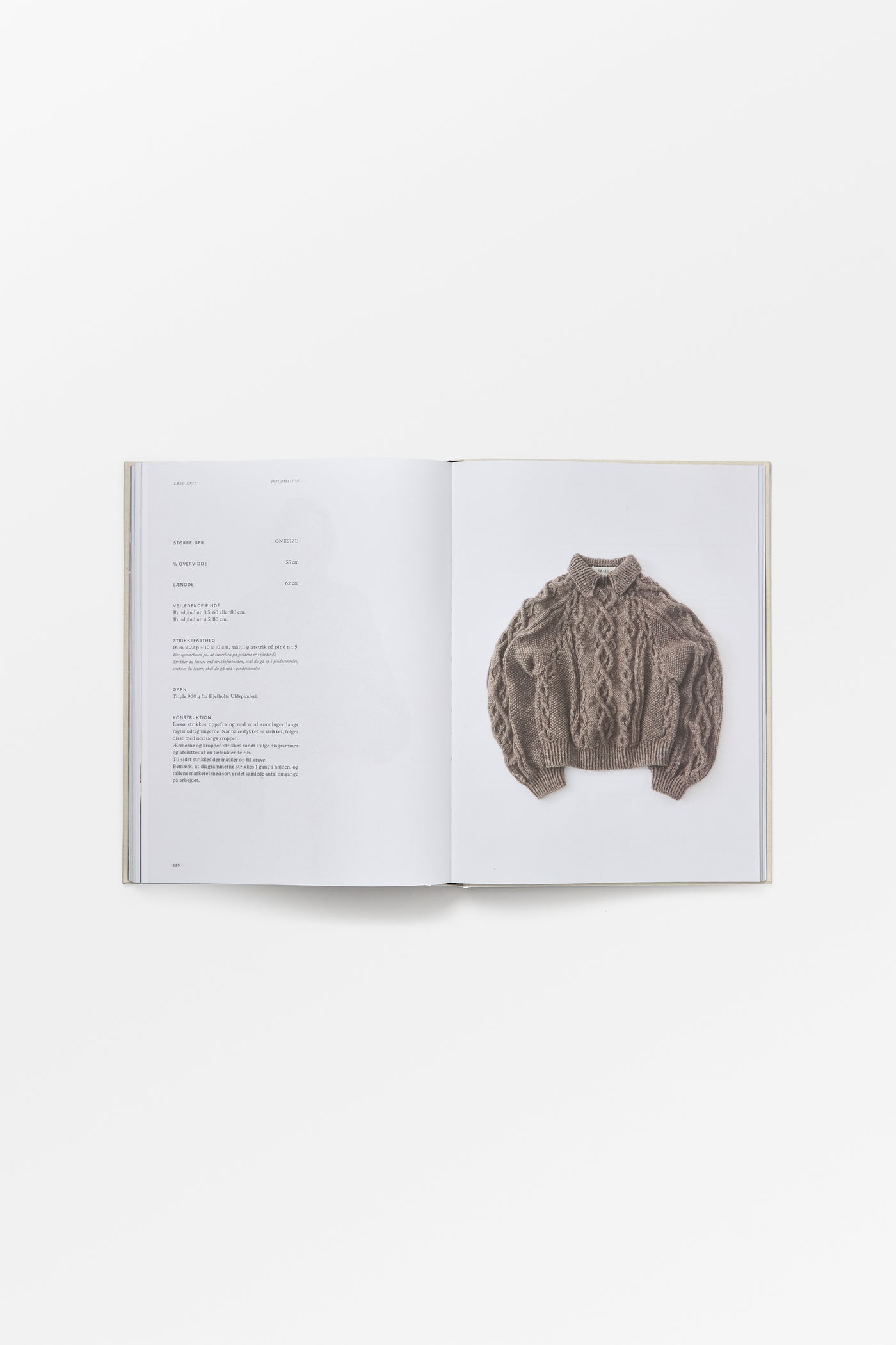 Skall Studio SKALL STRIK, bog Book Danish