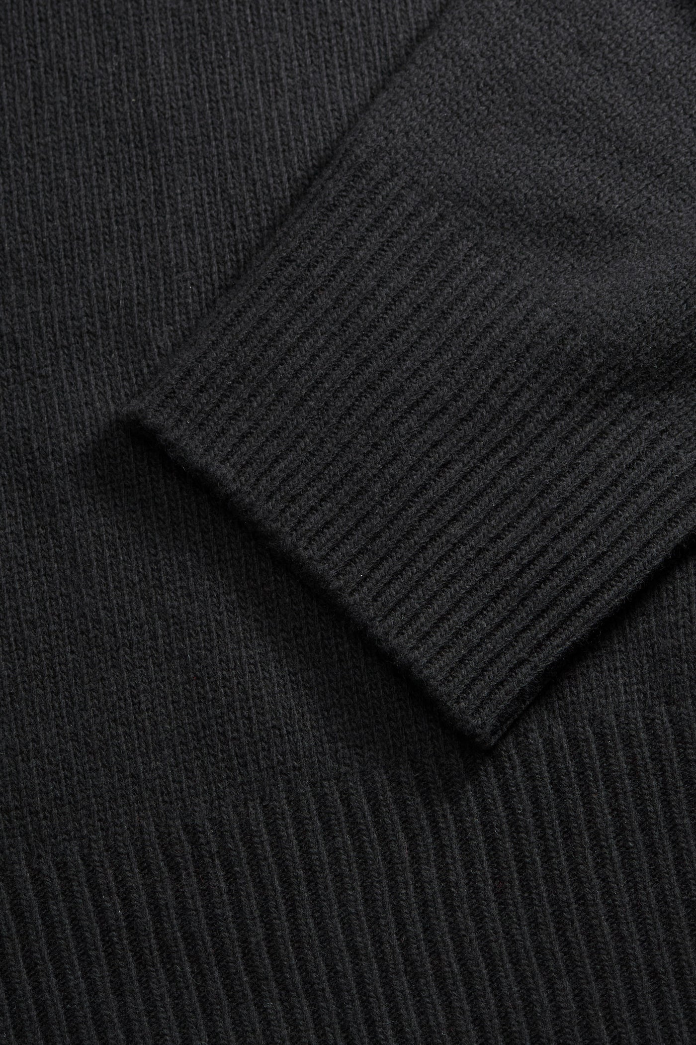 Skall Studio Silene t-neck Turtleneck Black