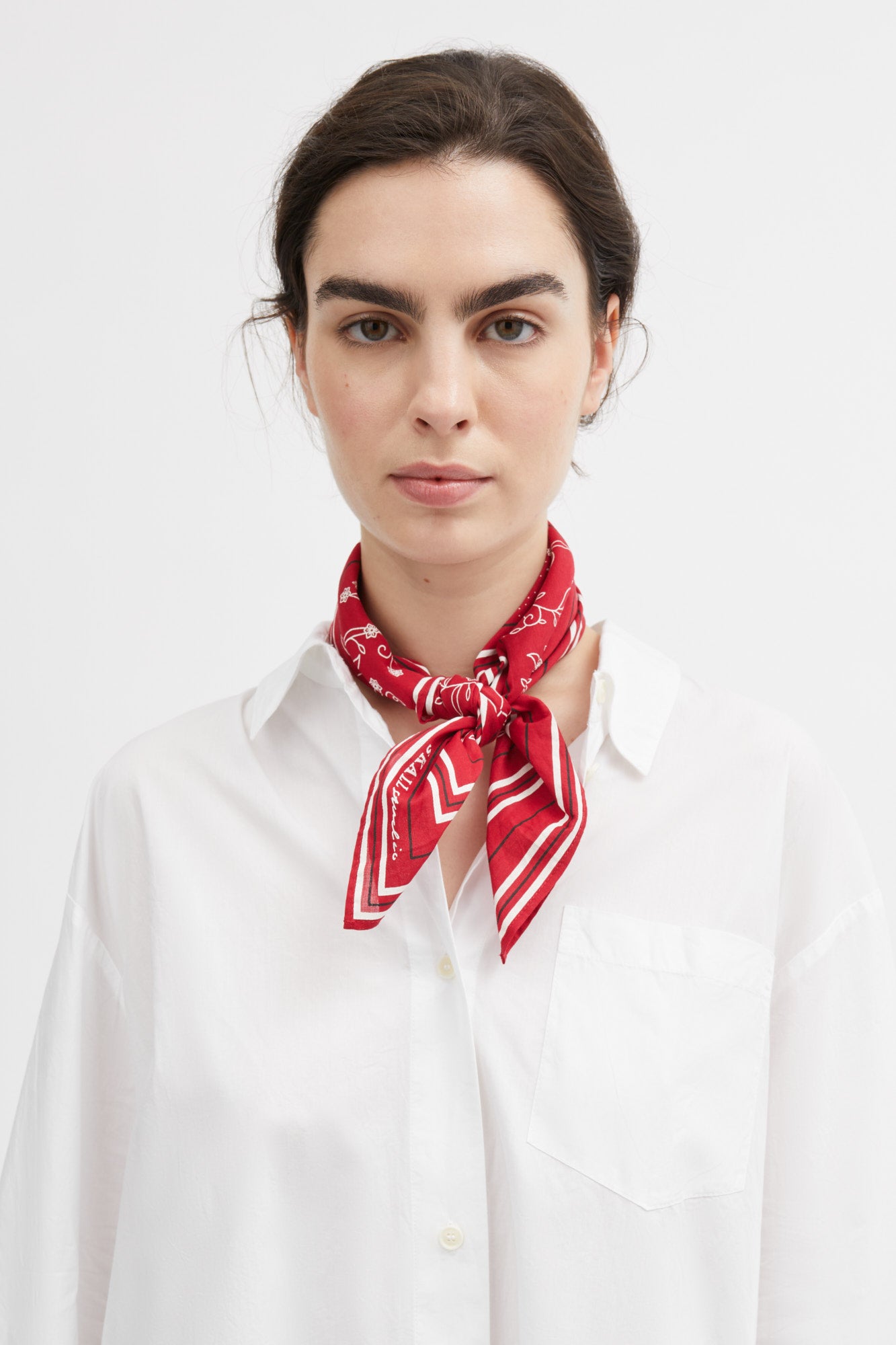 Skall Studio Skall classic scarf 55x55 Scarf Aurora red